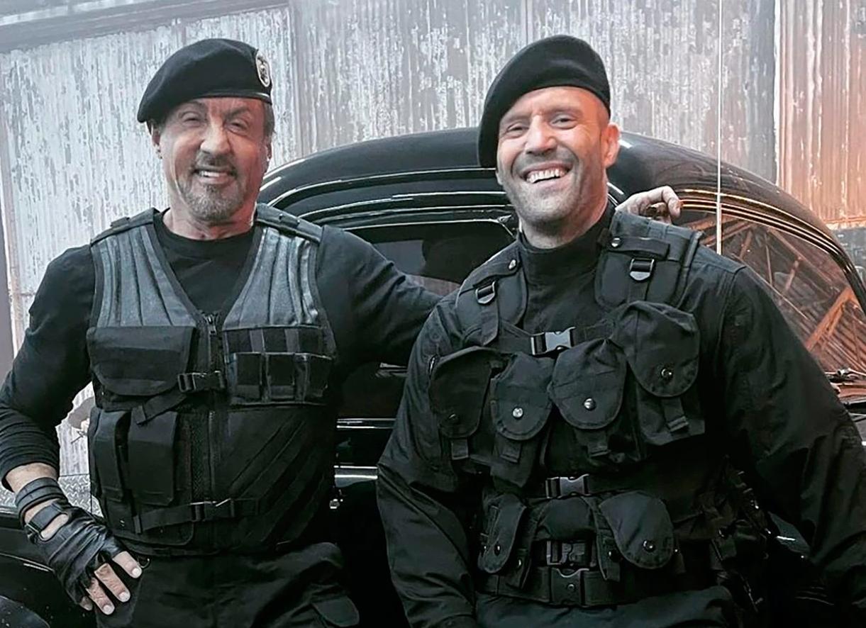 Вышел трейлер «Неудержимых-4» с Джейсоном Стэйтемом и Меган Фокс