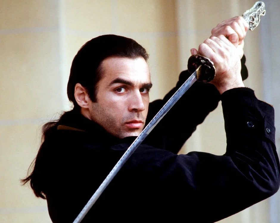 Режиссёр «Джона Уика» рассказал о перезапуске «Горца» с Генри Кавиллом